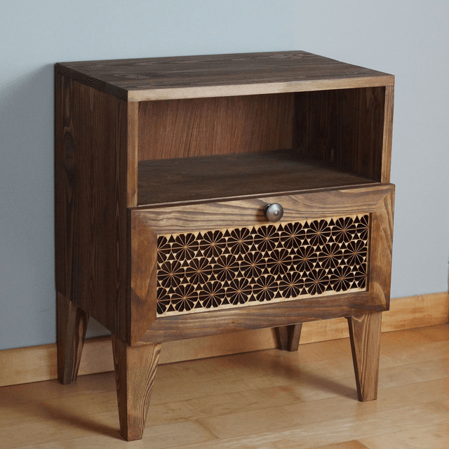 Table de nuit fleurie (sur commande)