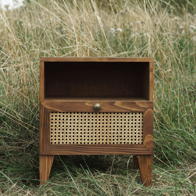 Table de nuit nordique (sur commande)
